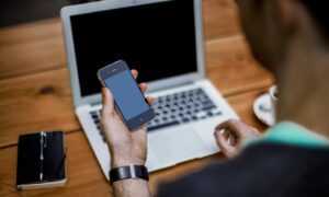 adriana lima top falls down