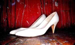 espalda mujeres en traje de baño